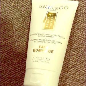 Skin and Co Face Gommage